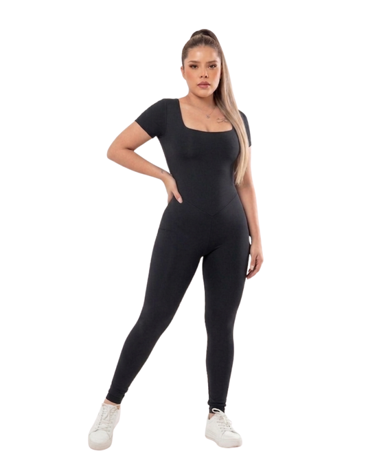 Mod. 709 JUMPSUIT LARGO ESCOTE CUADRADO MANGA CORTA
