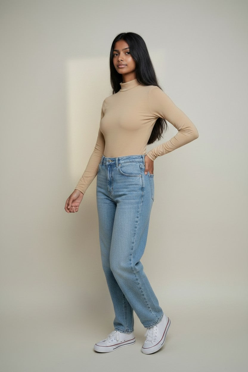 Mod 802 Body Reductor manga larga cuello alto con copas