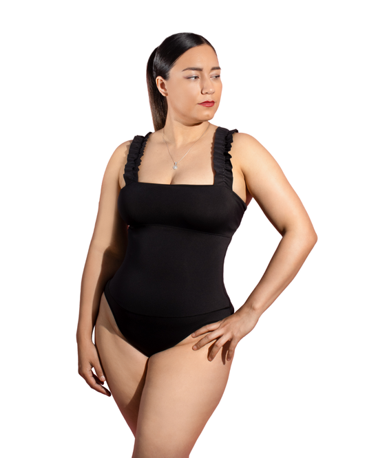 Mod 820 Body reductor escote tirante plisado con copas
