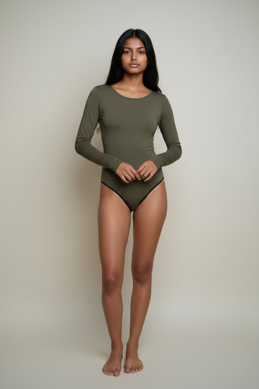 Mod 811 Body Reductor clásico sin copas cuello circular manga larga